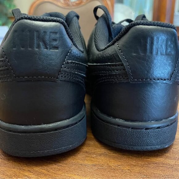 Nike Size Men's 8 Court Vision Low Sneaker - Picture 6 of 8